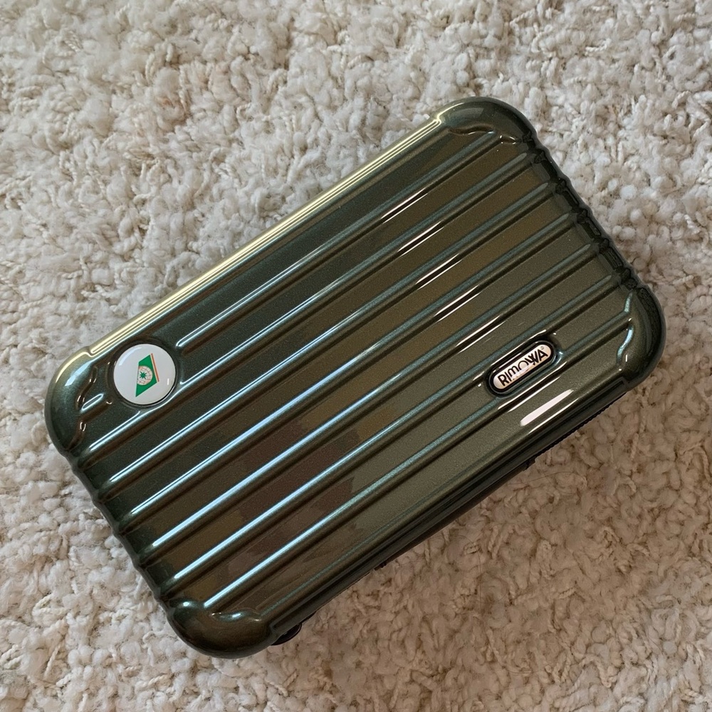 Rimowa deep green cosmetic vanity bag